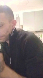 69Ruben97 webcam model stream image