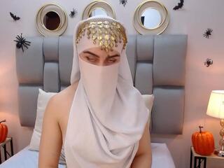 Aliah Manzur webcam model stream image