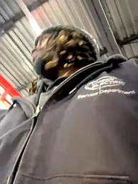 2HandsLong webcam model stream image