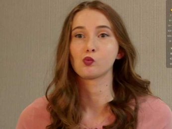 PeachGirl webcam model stream image