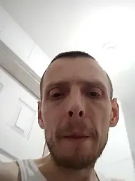 CrookedBunk3527 webcam model stream image