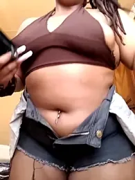 ThaBundaa webcam model stream image