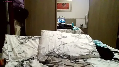 -SallyBlack- webcam model stream image