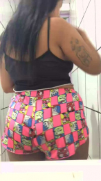 IsaFernandes webcam model stream image