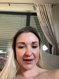 Bella-Tight webcam model stream image