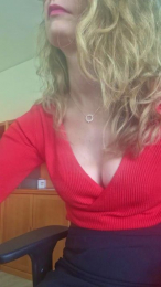 Secretairenue webcam model stream image