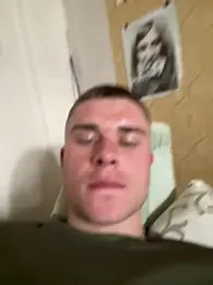 Lion21s webcam model stream image