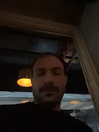 Adventurehotman webcam model stream image