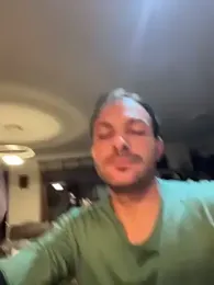 Adventurehotman webcam model stream image