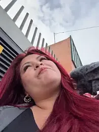 Lia-Moon77 webcam model stream image