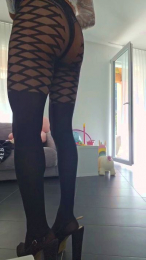 Alxa87 webcam model stream image