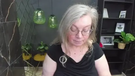 NataliMellow webcam model stream image