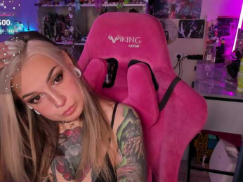 ChloeKohaku webcam model stream image