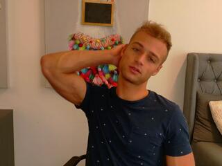 Landon Slater webcam model stream image