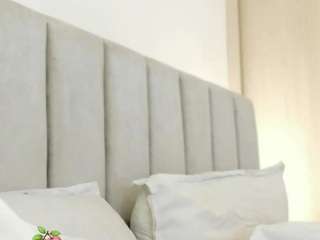 foxy-boobs webcam model stream image