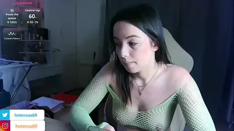 Hotenza69 webcam model stream image