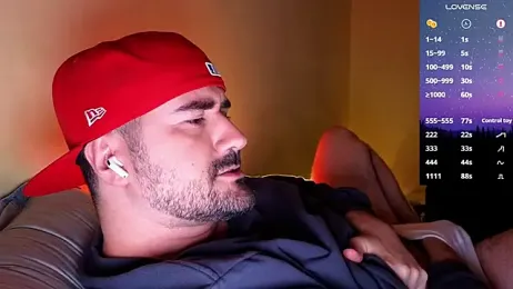 DominantTheo webcam model stream image