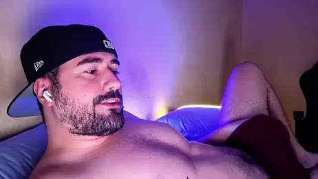 DominantTheo webcam model stream image