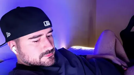 DominantTheo webcam model stream image