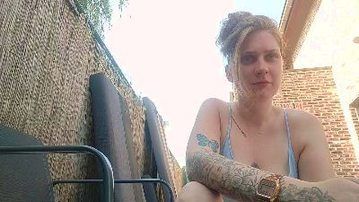 Redhornygirls webcam model stream image