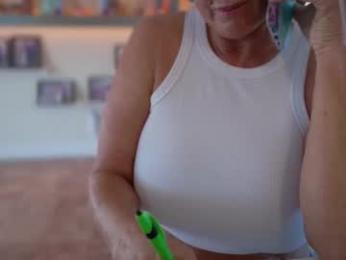 tastycupcake69 webcam model stream image