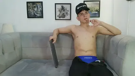 KING_OFF_BOYS webcam stripchat model stream image
