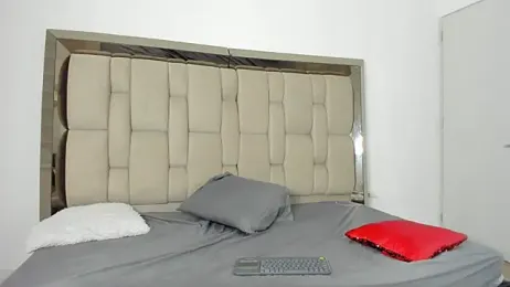 Enzo_issis webcam model stream image