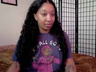 Makenzie Babi webcam model stream image