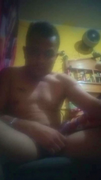 Cesarmuri webcam model stream image