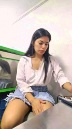 Estefanii_R webcam model stream image