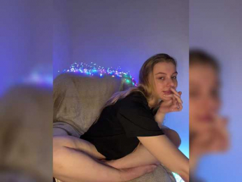 jucieLussie webcam bongacams model stream image