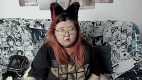 Nadine_asian webcam model stream image