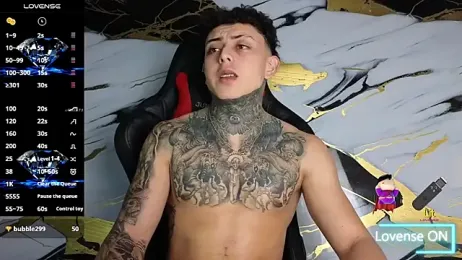 Kevin22_222 webcam model stream image