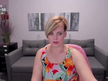 julia_wilsons webcam model stream image