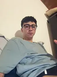 CamiRojas_boy webcam model stream image