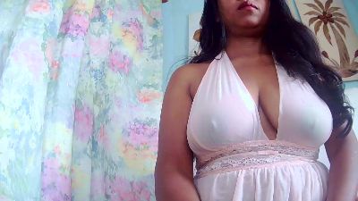 Loonah webcam model stream image