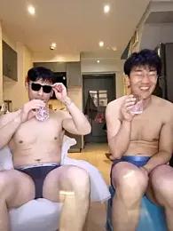 day-18 webcam model stream image