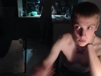 mark_wing webcam model stream image