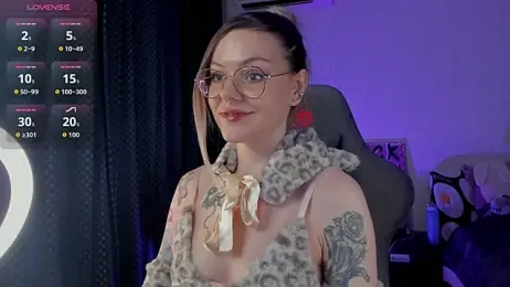 Marta_May_ webcam model stream image