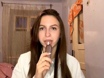 LiliannaBoom webcam model stream image