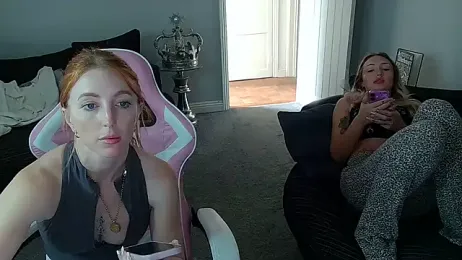 Red_firesquirt webcam model stream image