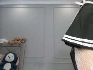 yunleah webcam model stream image