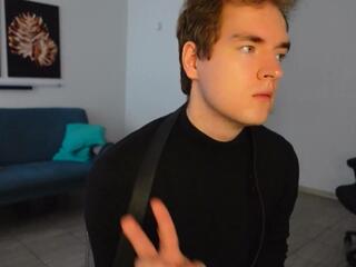Matteo Prince webcam model stream image