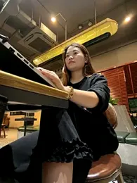 Emily_9xx webcam model stream image