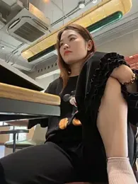 Emily_9xx webcam model stream image