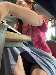 Emily_9xx webcam model stream image