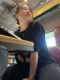 Emily_9xx webcam model stream image