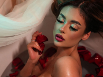 AyannaNur webcam model stream image