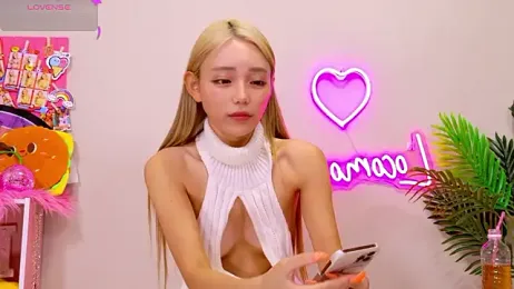 -LOCOMOCO- webcam stripchat model stream image
