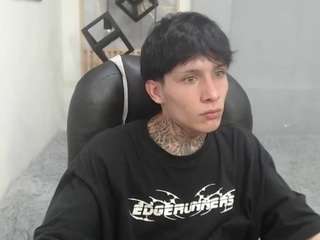 iantwink18 webcam camsoda model stream image